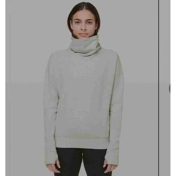 Lululemon Gray Go Forward Pullover  Turtleneck Sweatshirt Size 10 - Picture 1 of 16